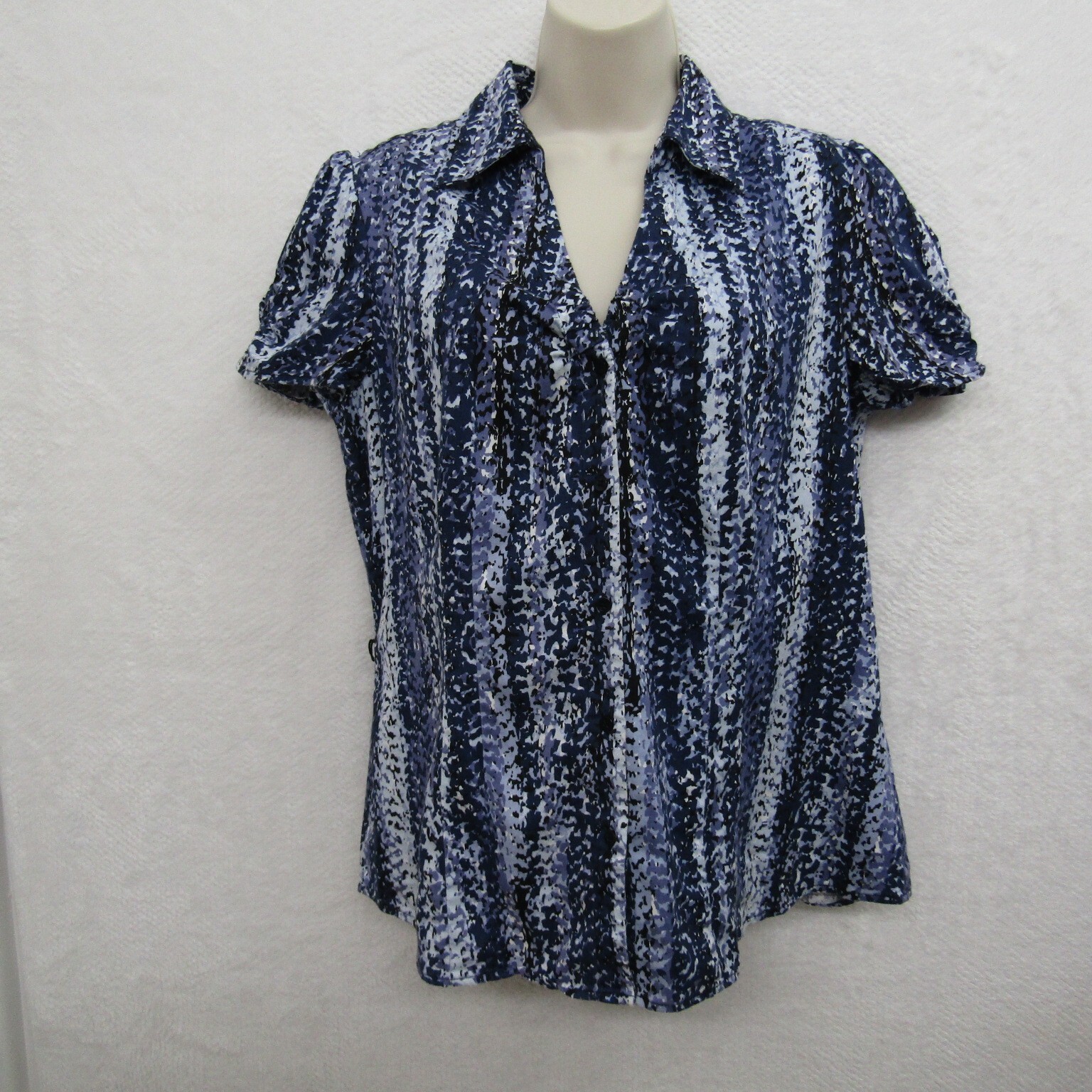 Covington Womens Top Blouse Short Sleeve Size L Blue White Glam Casual Preppy