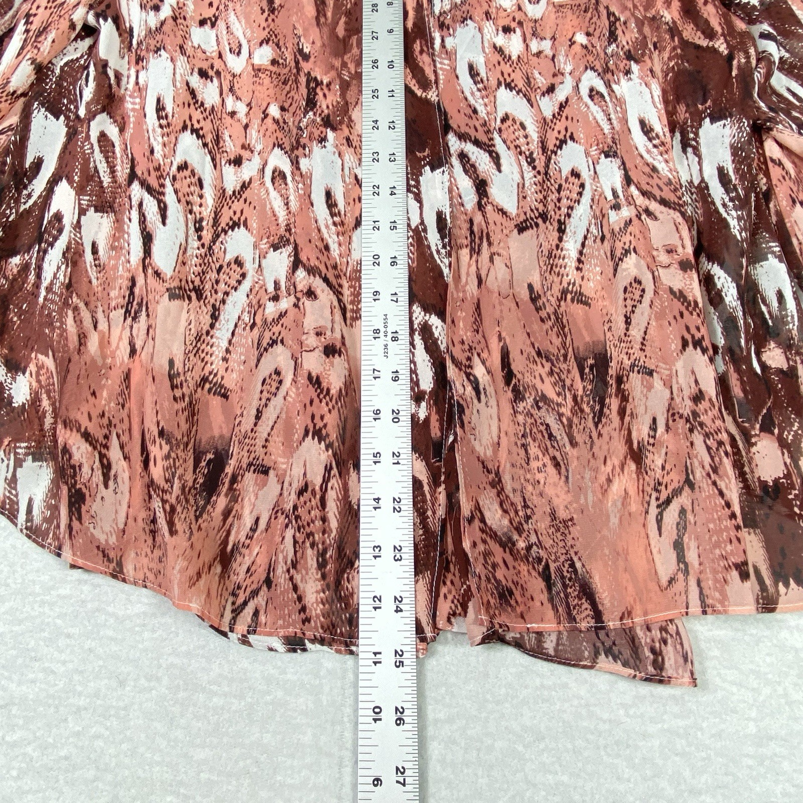 Jennifer Lopez Abstract Animal Print Blouse Women’s XL 3/4 Sleeve Layered Flowy