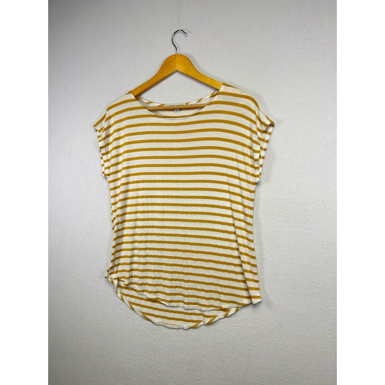 Green Envelope Womens Striped Short Sleeve T Shirt Top Mustard Yellow White M