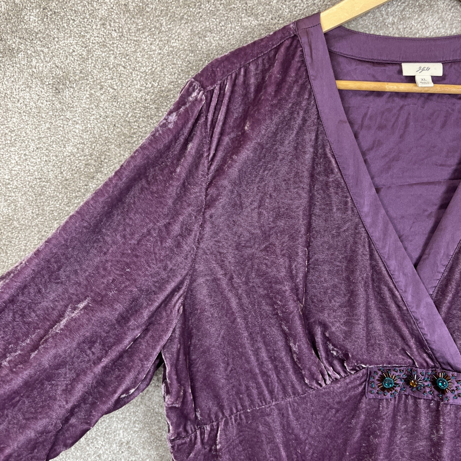 J Jill Blouse Womens Extra Large Purple Velvet Rayon Silk Beaded V Neck- 4775