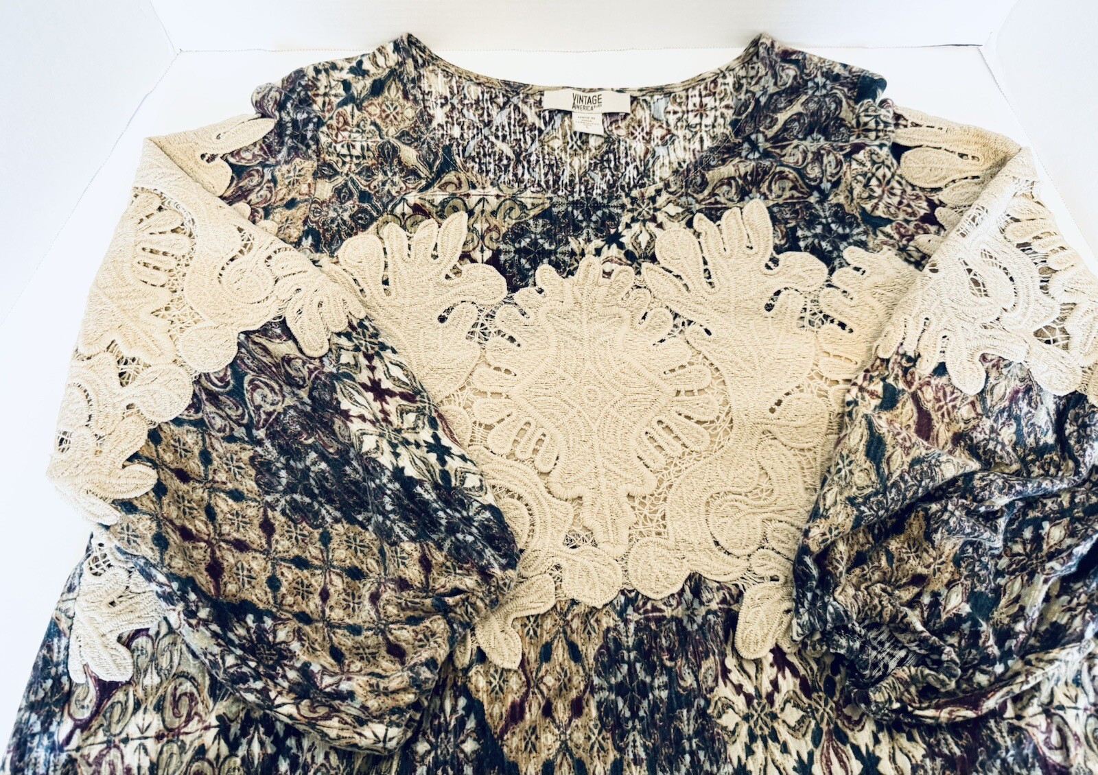 Vintage America Blues Missey Peasant Pull Over Blouse Size Large Tan Lace Panels