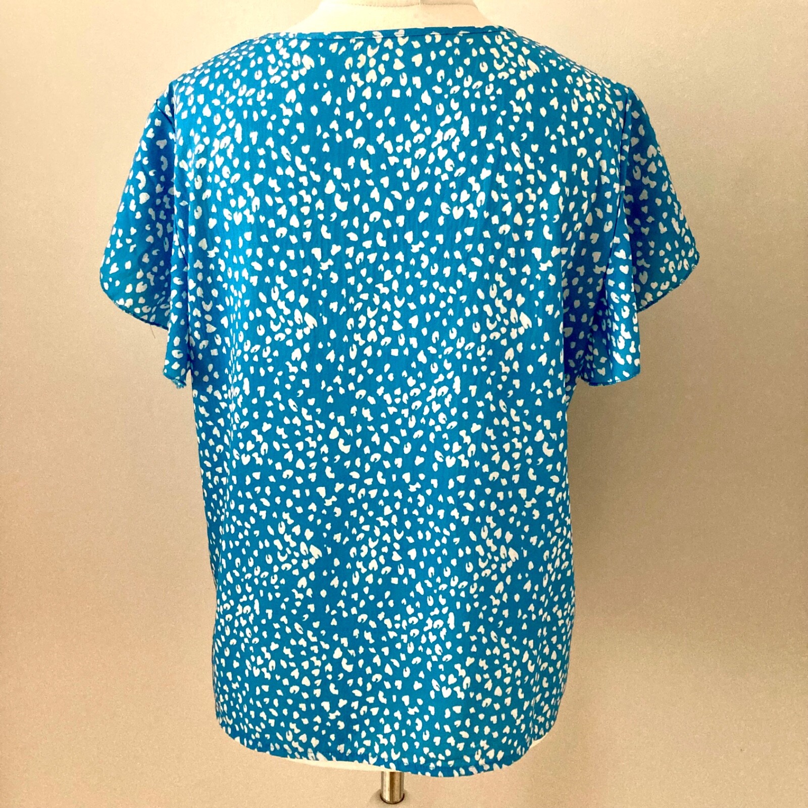 Shein Niay Size XL UK 16 Blue White Blouse Short Angel Sleeves V Neck