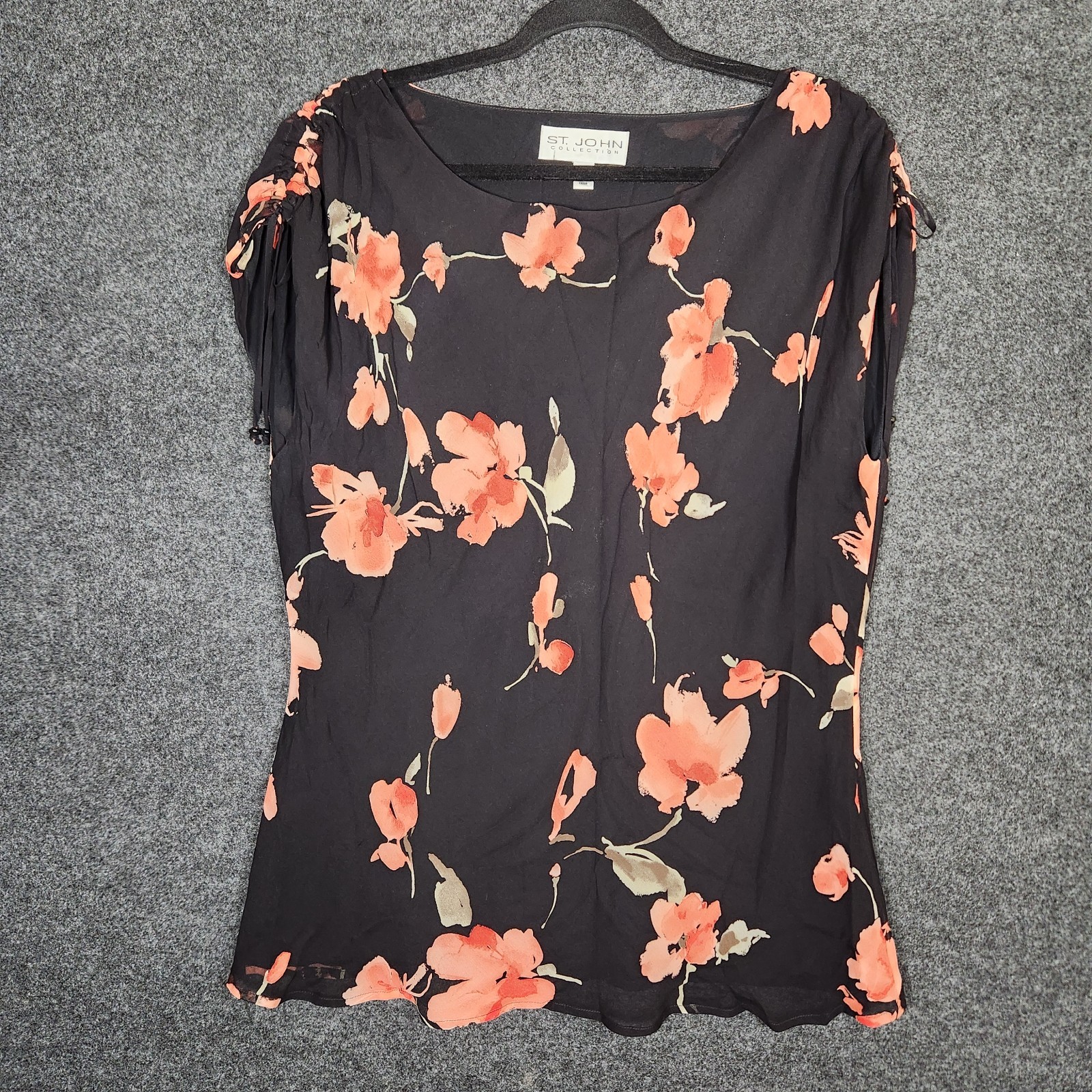 St. John Collection Size 16 100% Silk Floral Quiet Luxury Old Money Designer Top