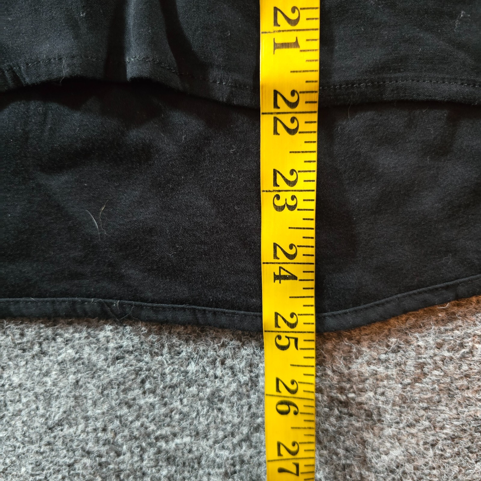 Chaser Top Womens Size Large Black Warren V Neck Long Sleeve Minimalist Casual