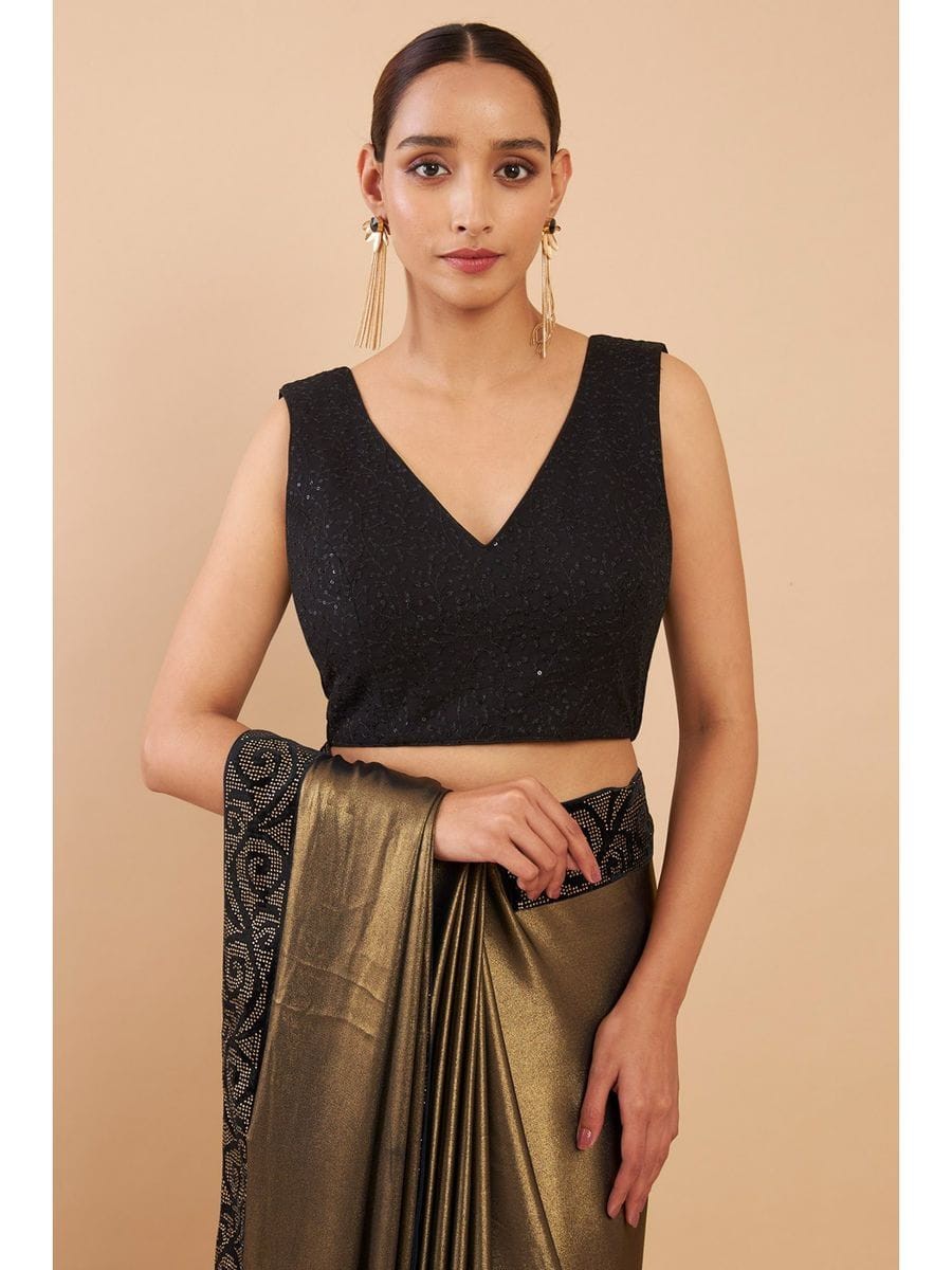 Georgette Embroidery Vneck Back open non padded beautiful saree blouse,