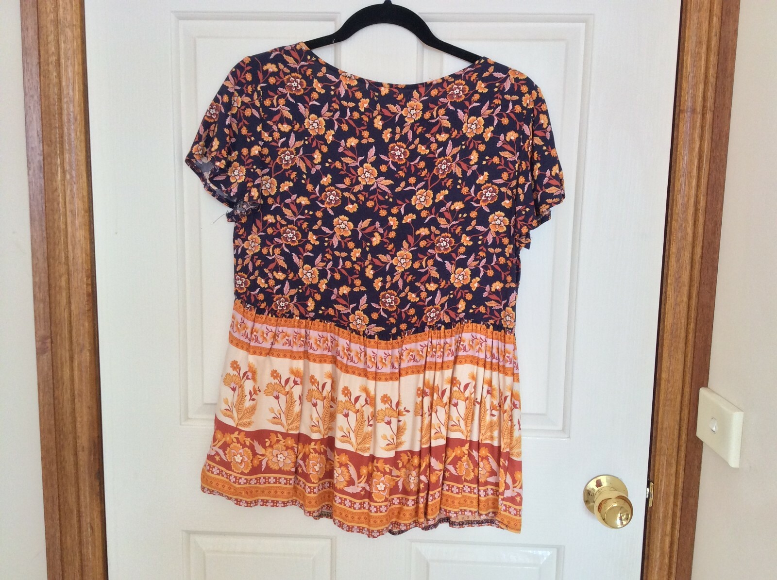 GRACE & CO BEAUTIFUL TOP SIZE 8