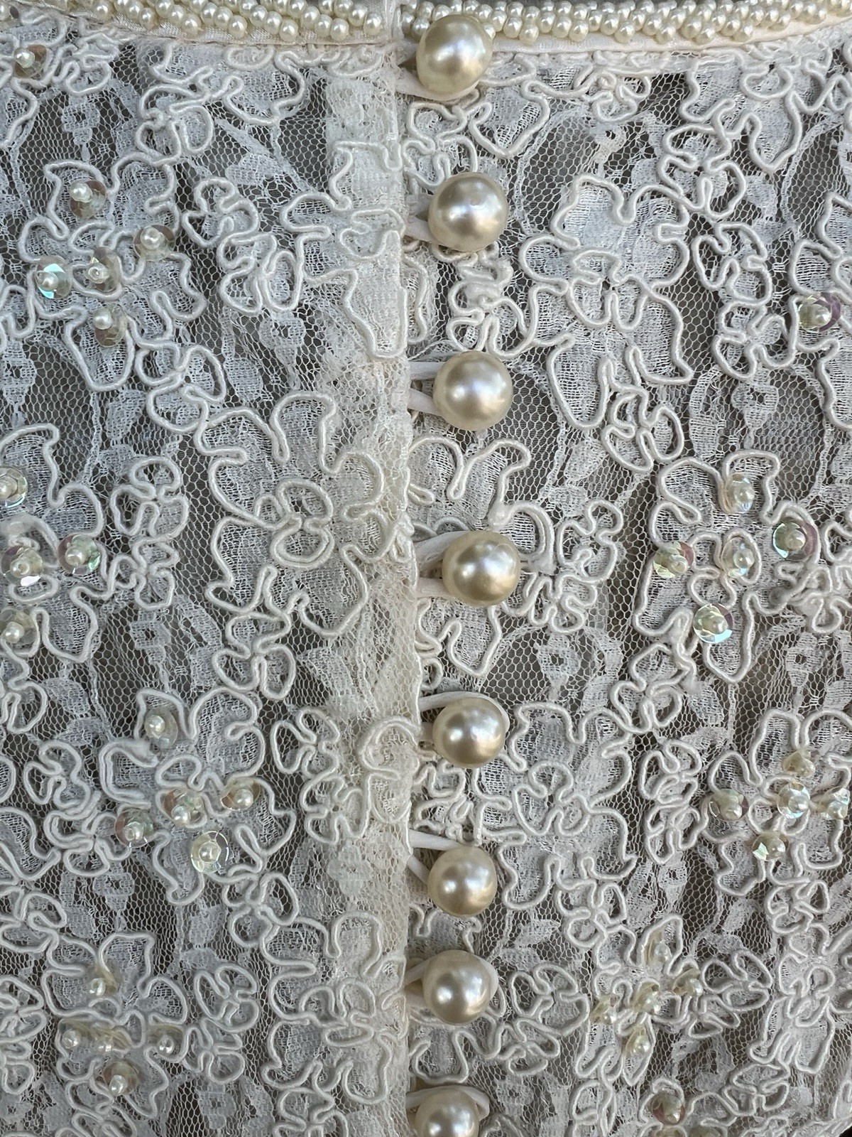 VTG Winter White Cream Lace Blouse w/ Pearl Buttons Up The Back Sequin Beaded Sm