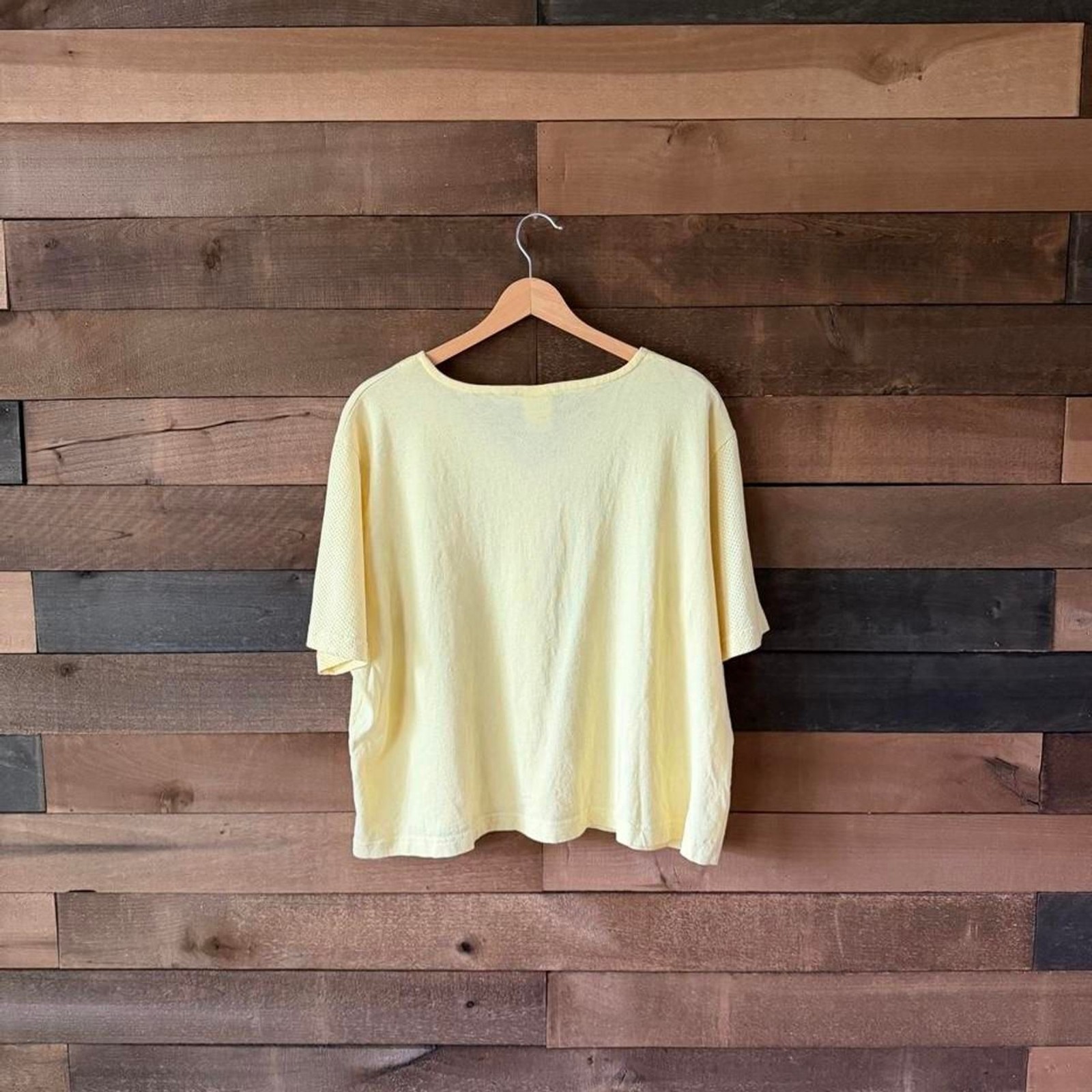 American-vintage Women’s Yellow Shirt