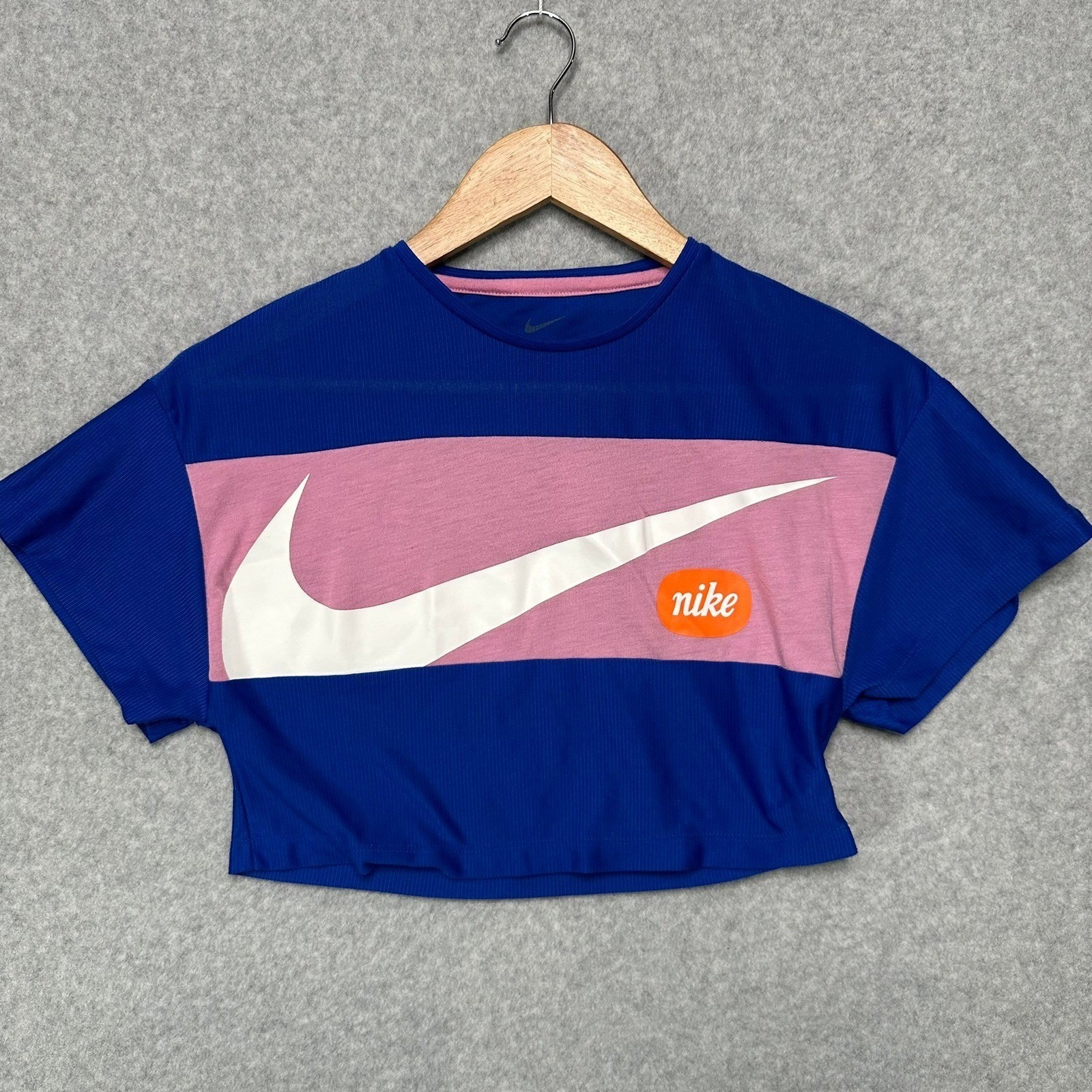 Nike Womens Cropped T-Shirt Royal Blue Pink Oversized Swoosh Logo Small