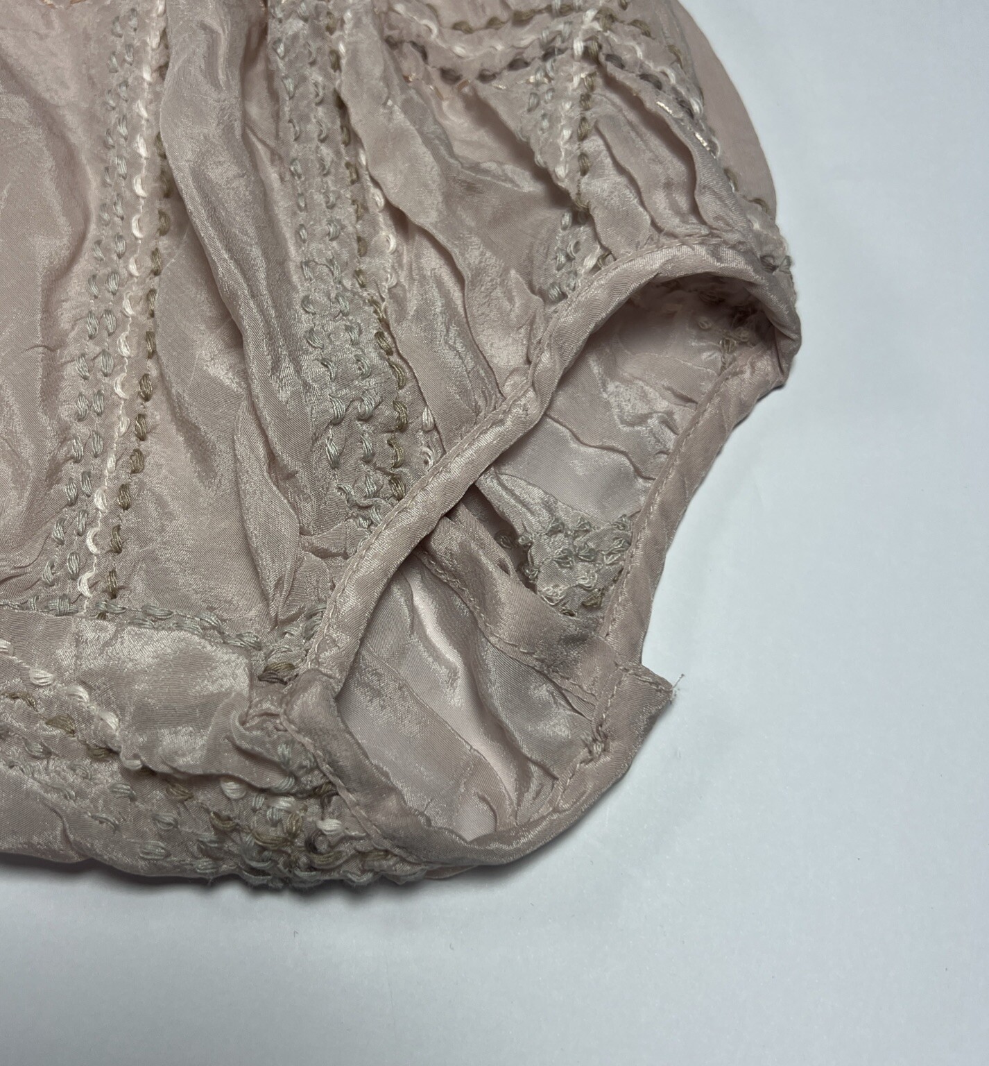 Anthropologie Sarabeth Textured Button Down Blouse Size Medium Pink Oversized
