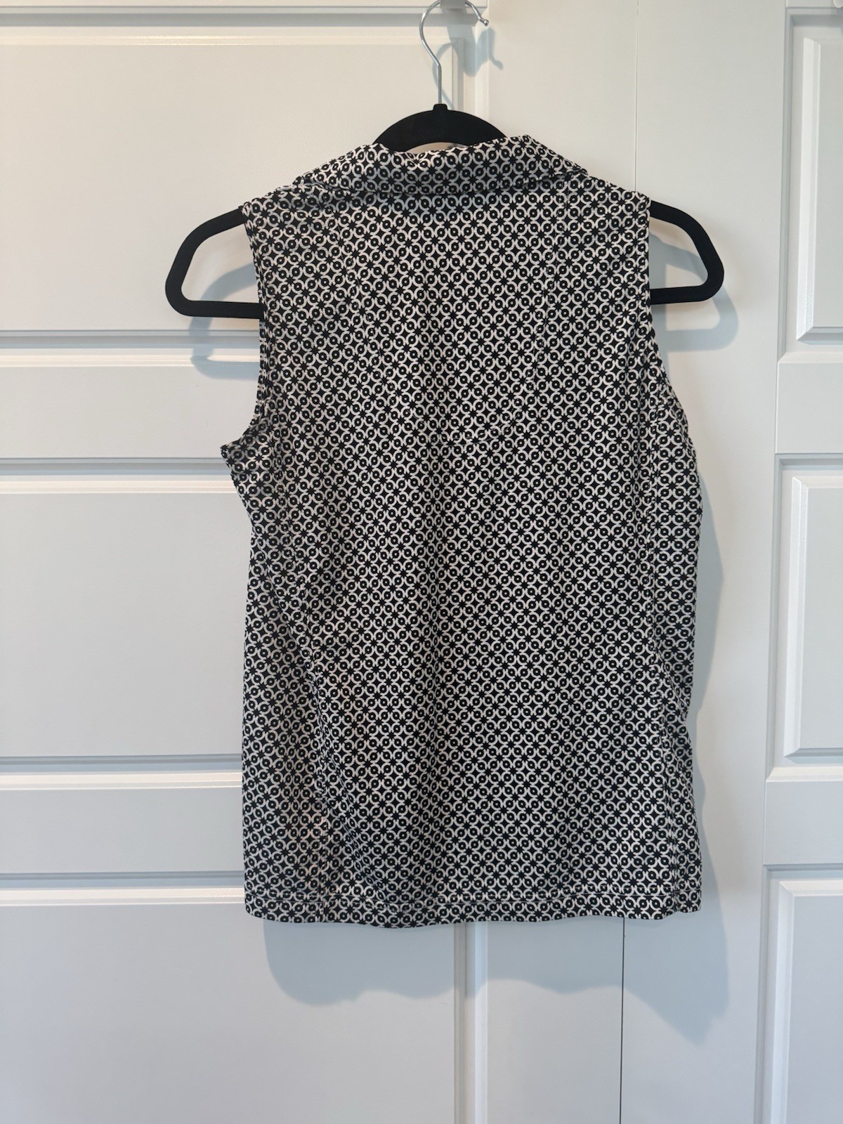 Sport Haley Black and White Geometric Print Women’s Collared Tank Size Small