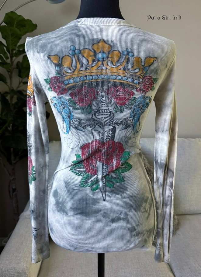 Vocal Apparel women’s gray tie dye crown sword roses tattoo long sleeve shirt S