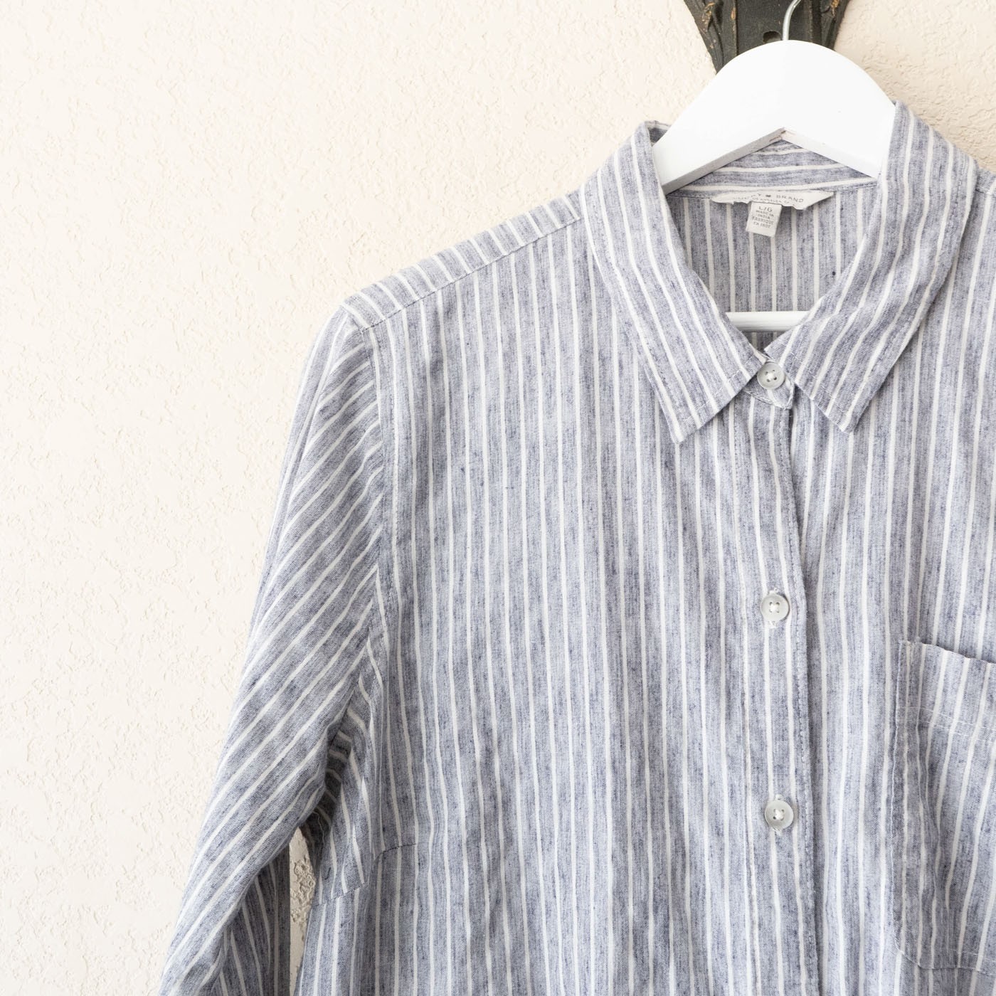 Lucky Brand Womens Shirt L Gray White Stripe Button Back Cotton Blend Oversized