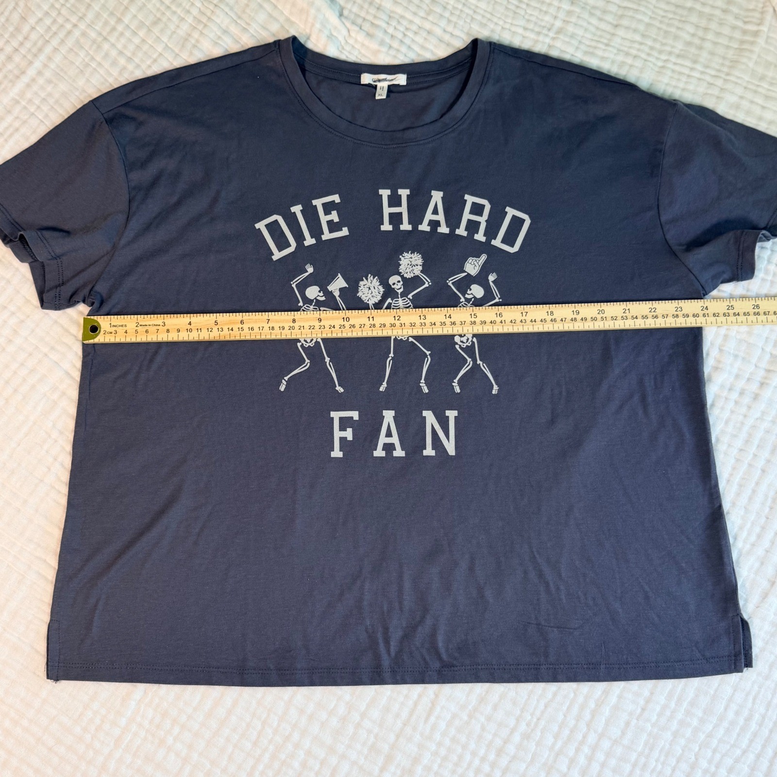 Maurices Die Hard Fan Skeleton Graphic Tee Charcoal Grey Spooky Grunge T-Shirt