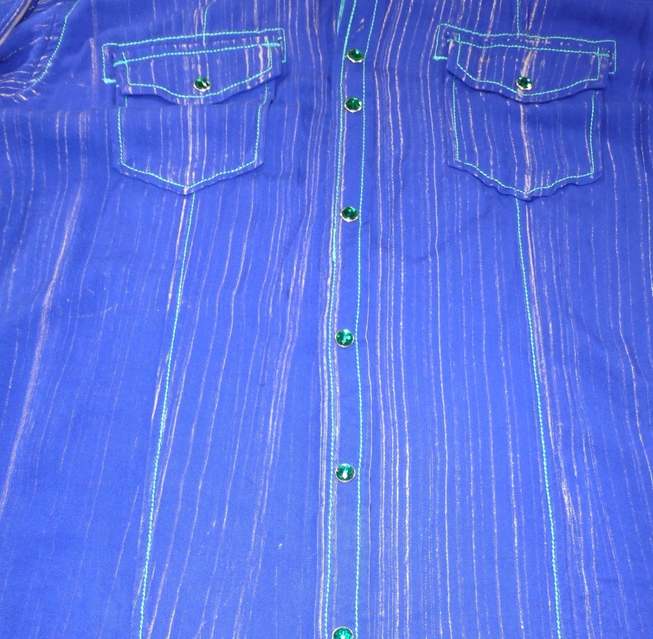NWT Cowgirl Up Embroidered Yoke Western Jewel Embellished Shirt Blue Pinstripe L