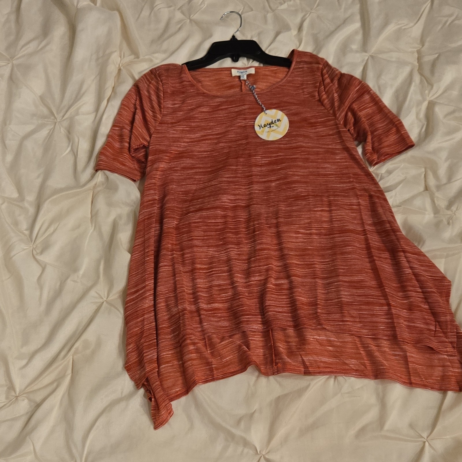 Hayden Los Angeles Women’s M Orange Heathered Knit Short Sleeve Round Neck Tee