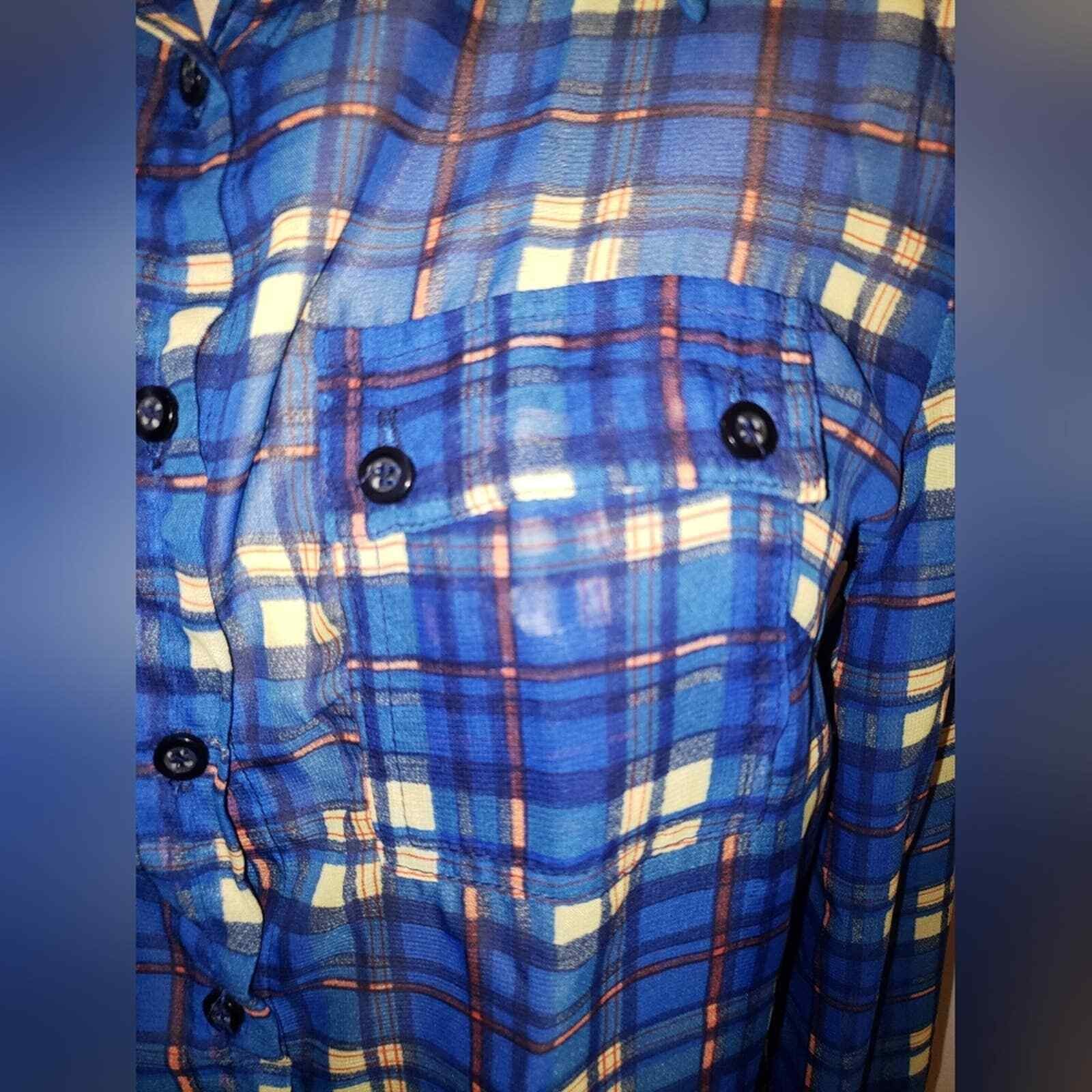 Timing Sheer flowy Button Up Top Women Size Small Lightweight