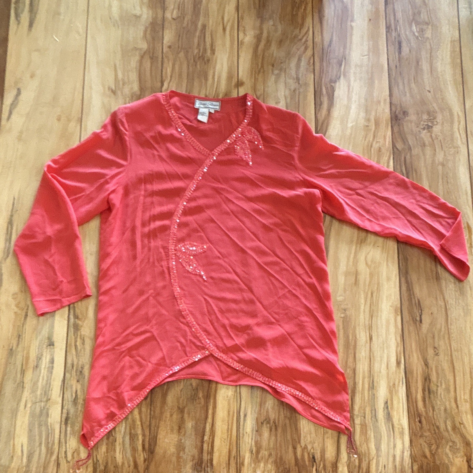 Diane Gilman Women’s Red 100% Silk Sequin Trim V-Neck Blouse Long Sleeve L