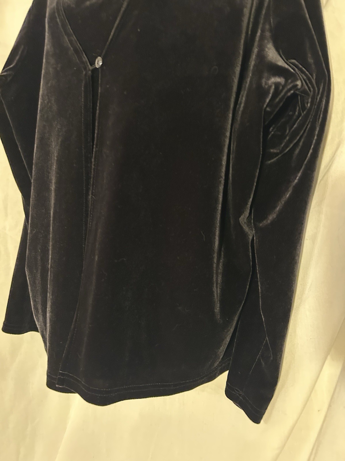 Jonden by Linda Leal Black Velvet Scoop Neck Long Sleeve Button Blouse L/XL