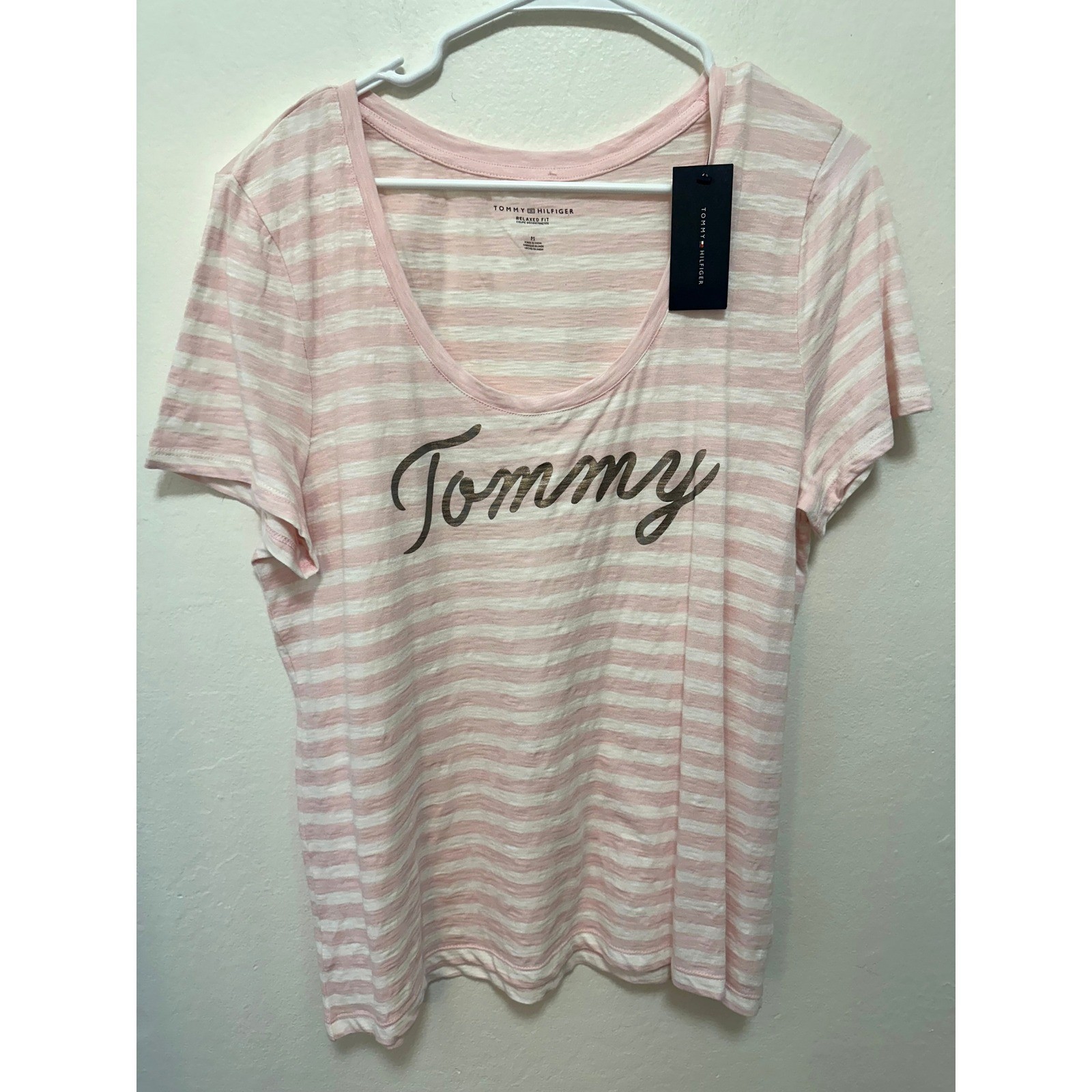Tommy Hilfiger Women’s Relaxed Fit Pink Stripe Logo T-Shirt Size M New