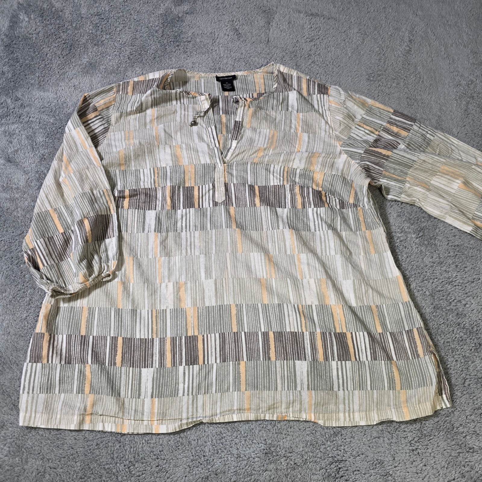 Calvin Klein Jeans Womens 2X Tunic Blouse Grey Tan Cotton Geometric Split Neck
