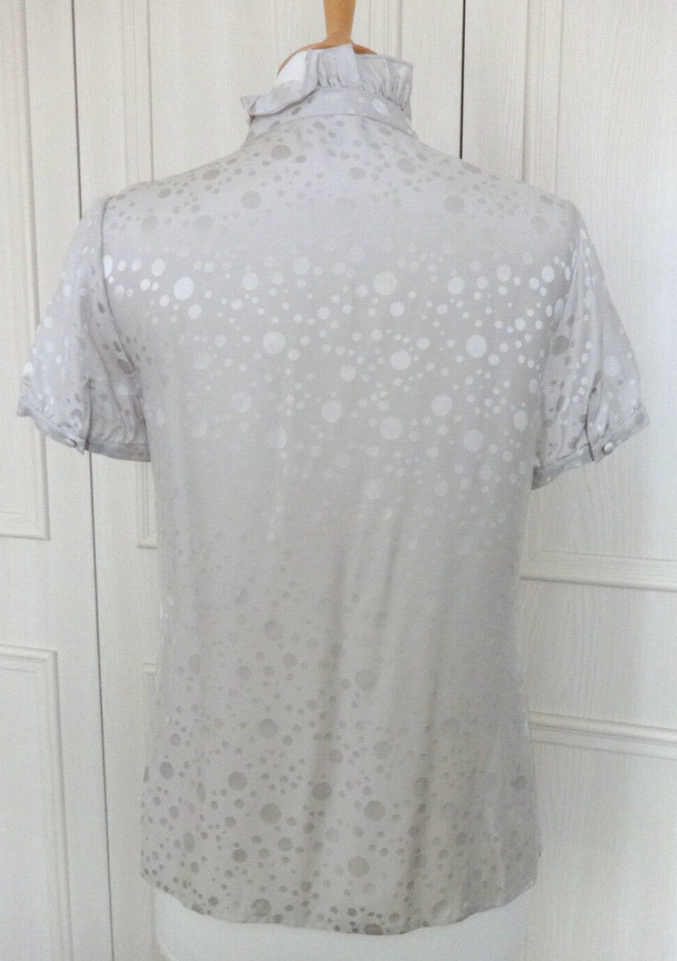 Jaeger Pale Grey Silk Blouse With Ruffles 8/10