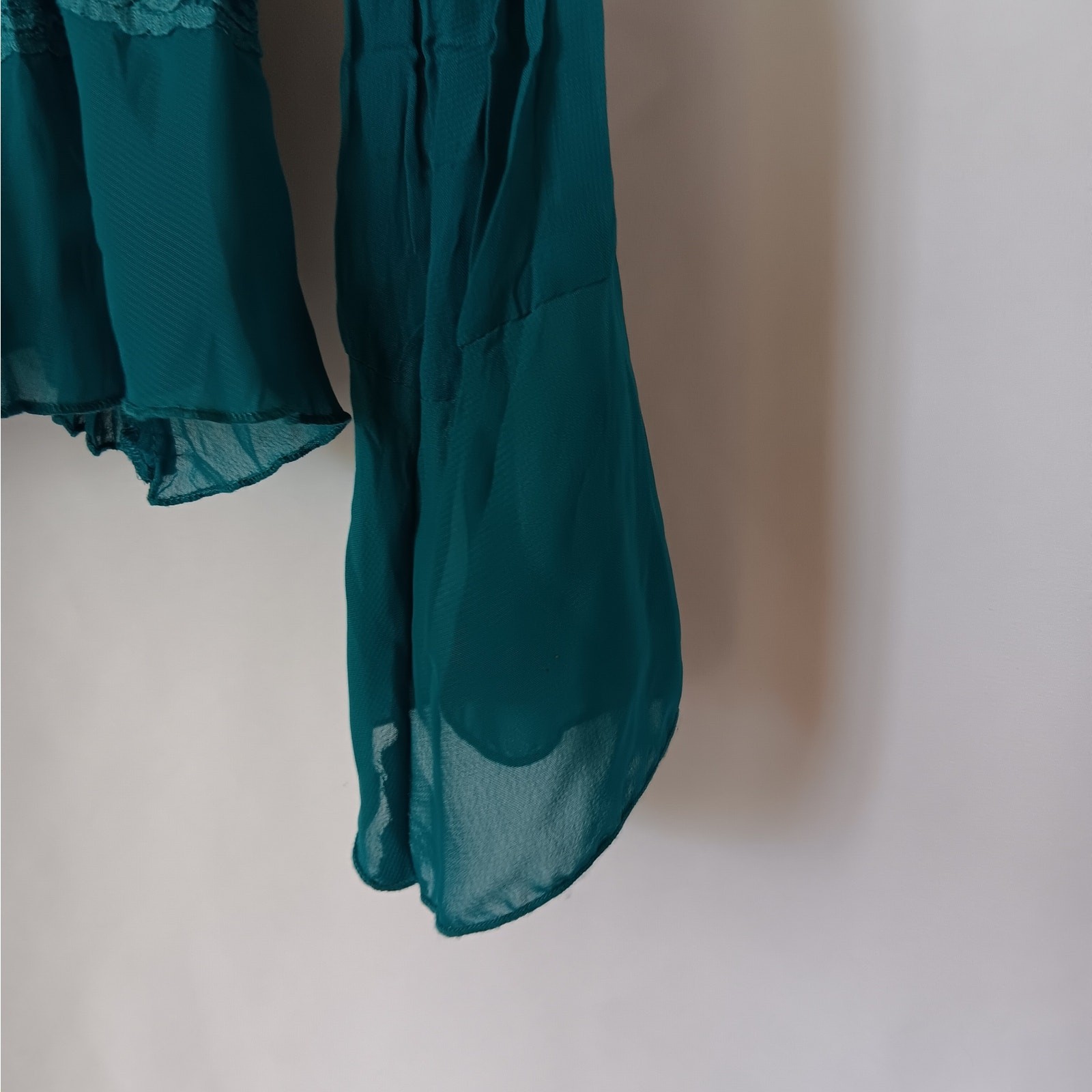 VTG Y2K NY Collection Sz S Teal Sheer Crinkle Fabric Ruffle & Lace Front Collar