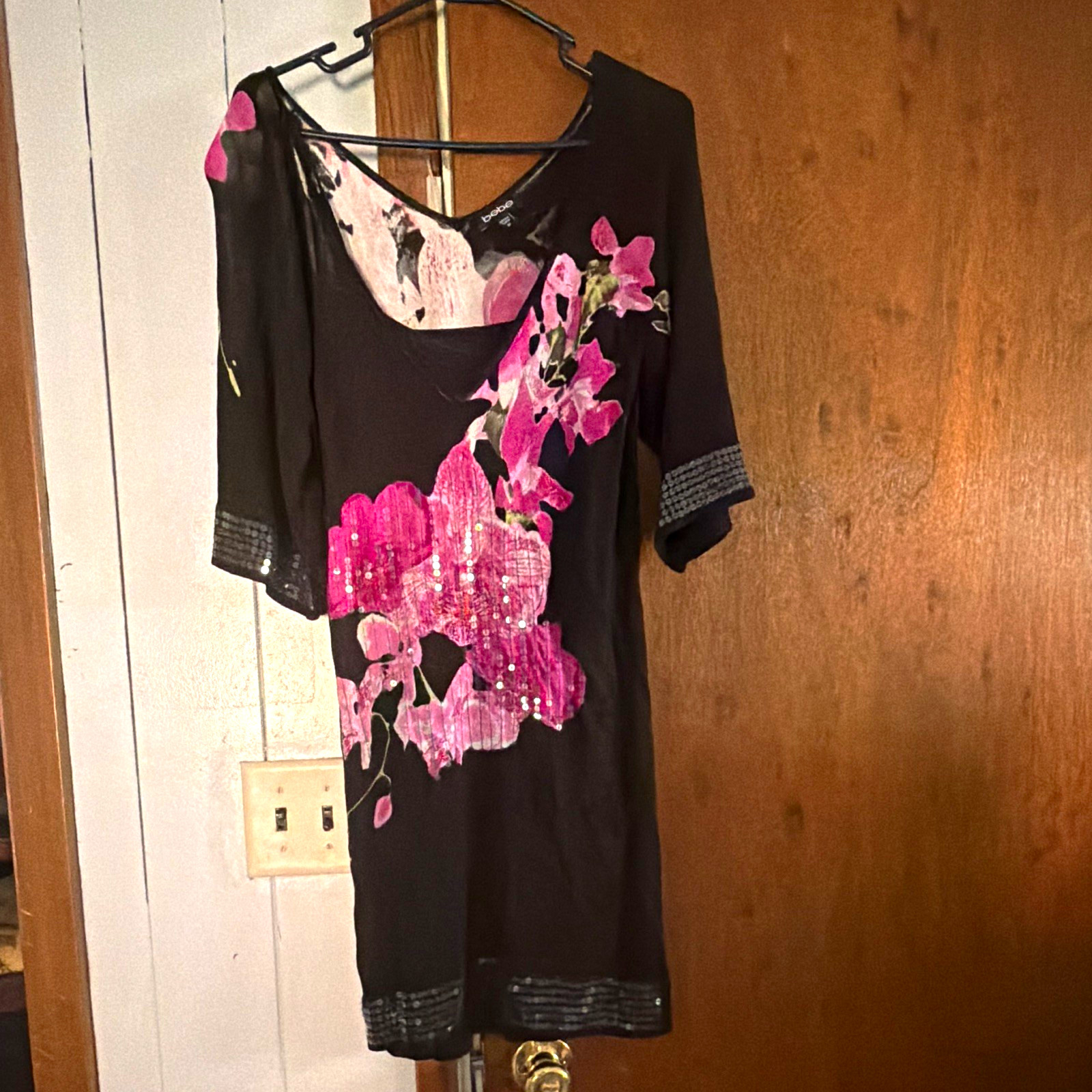 bebe Black & Pink Floral Scoop Neck Pullover Top 3/4 Sleeve Women’s M