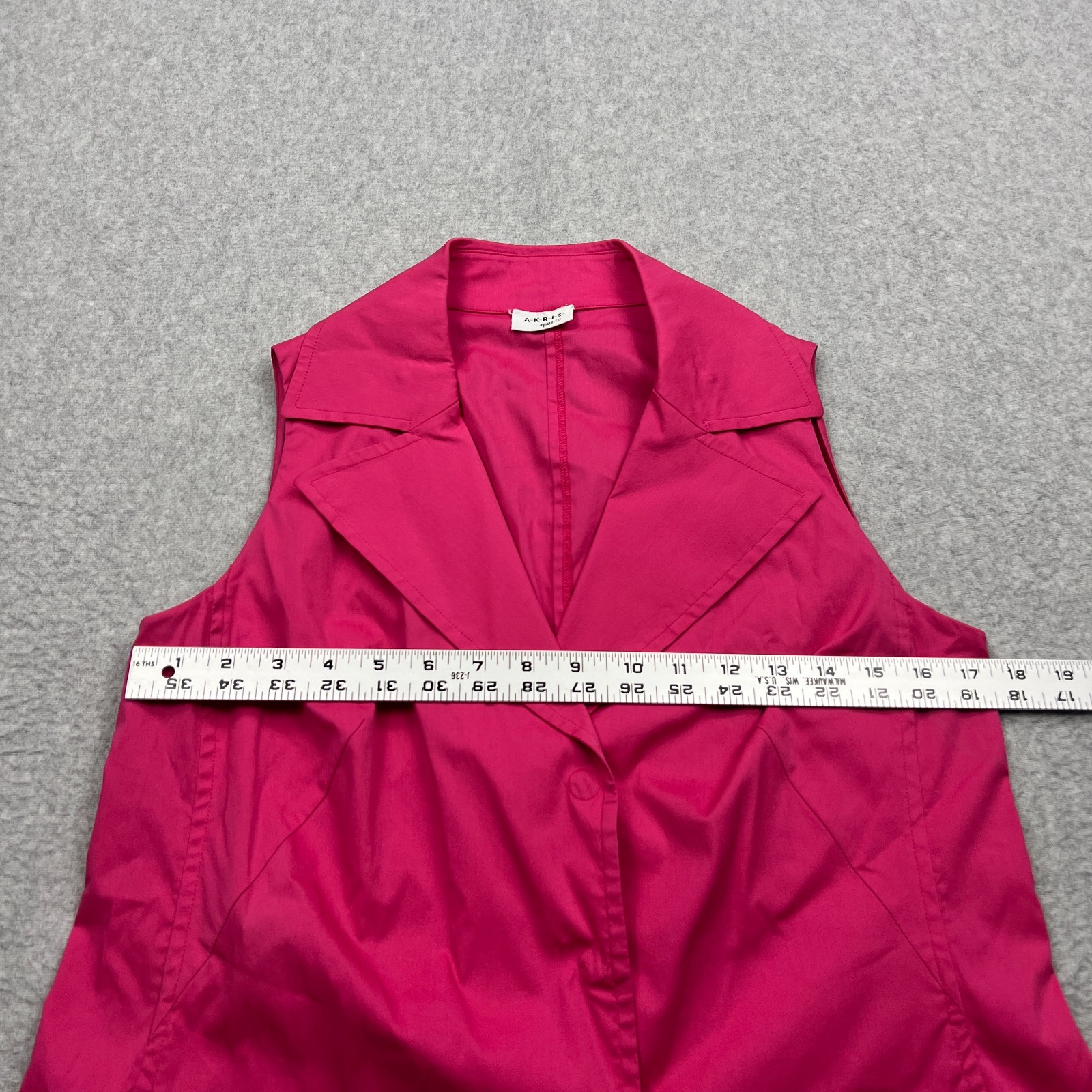 Akris Punto Top Women’s 10 Pink Sleeveless Blazer Notch Lapel Snap Up Blouse