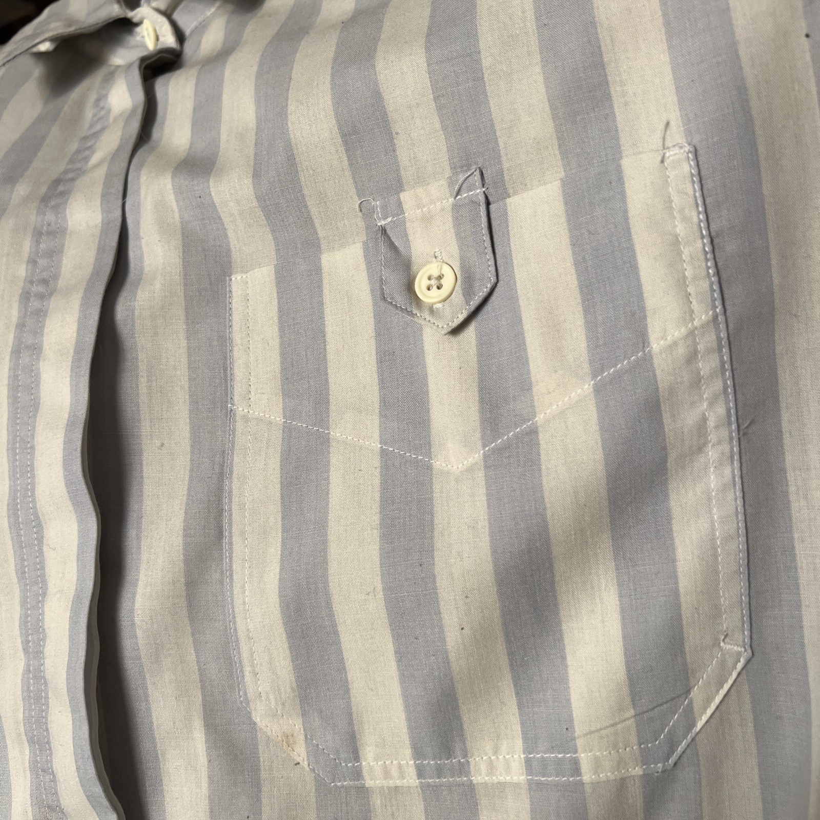 “SALE” Women Crisp L Sleeve Shirt Size M Bust 44, Gray/White chalk Stripe