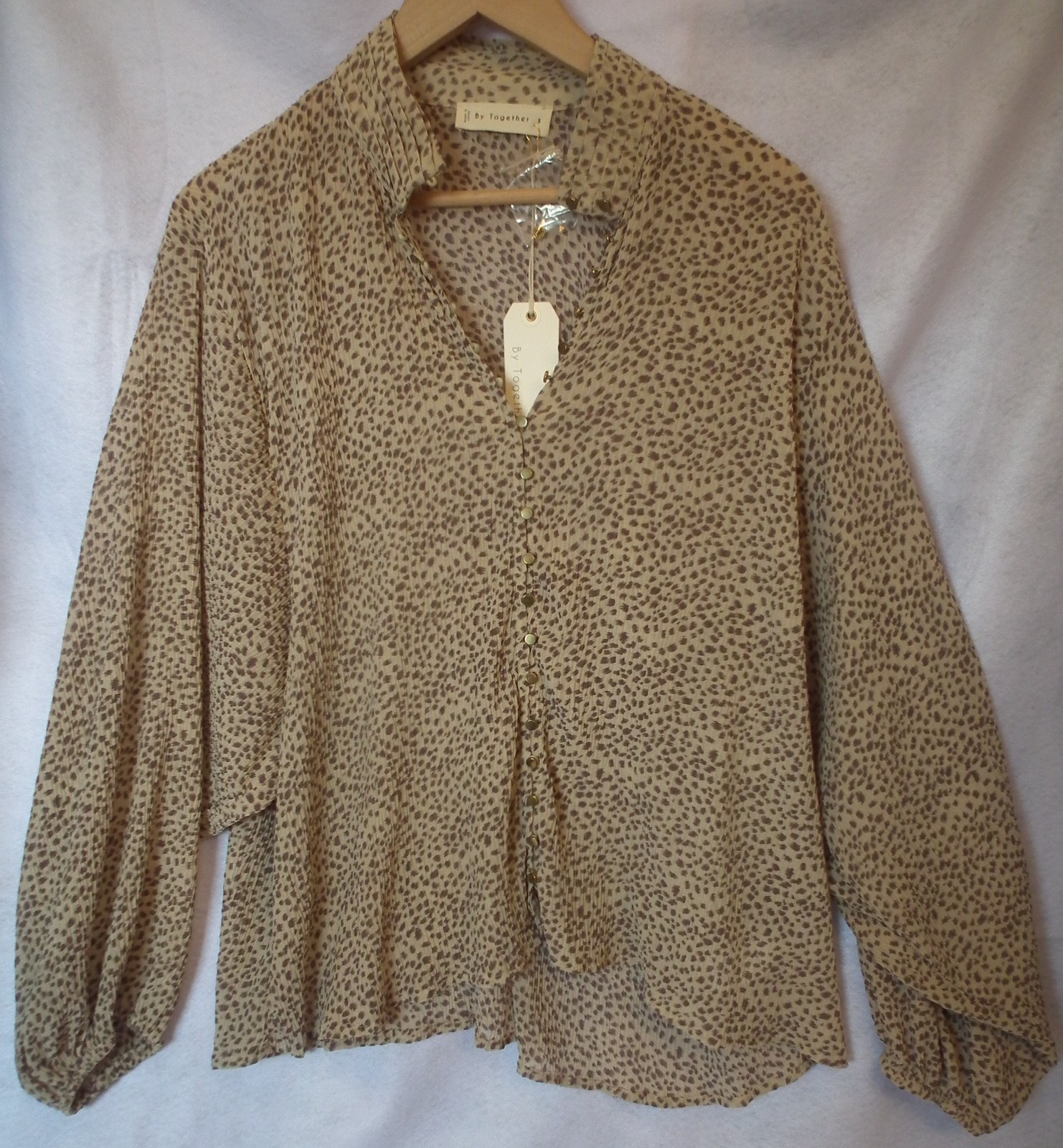 NWT By Together Beige and Brown Crepe Animal Print Cheetah Blouse Size Small