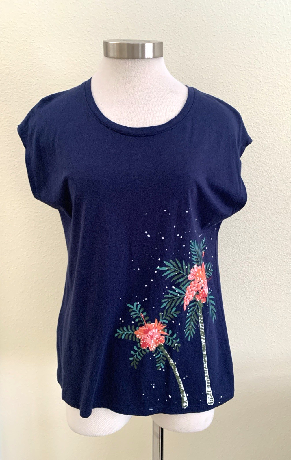 Tommy Bahama Top Womens S Navy Blue Coral Palms Short Sleeve Boxy Beach Nautical