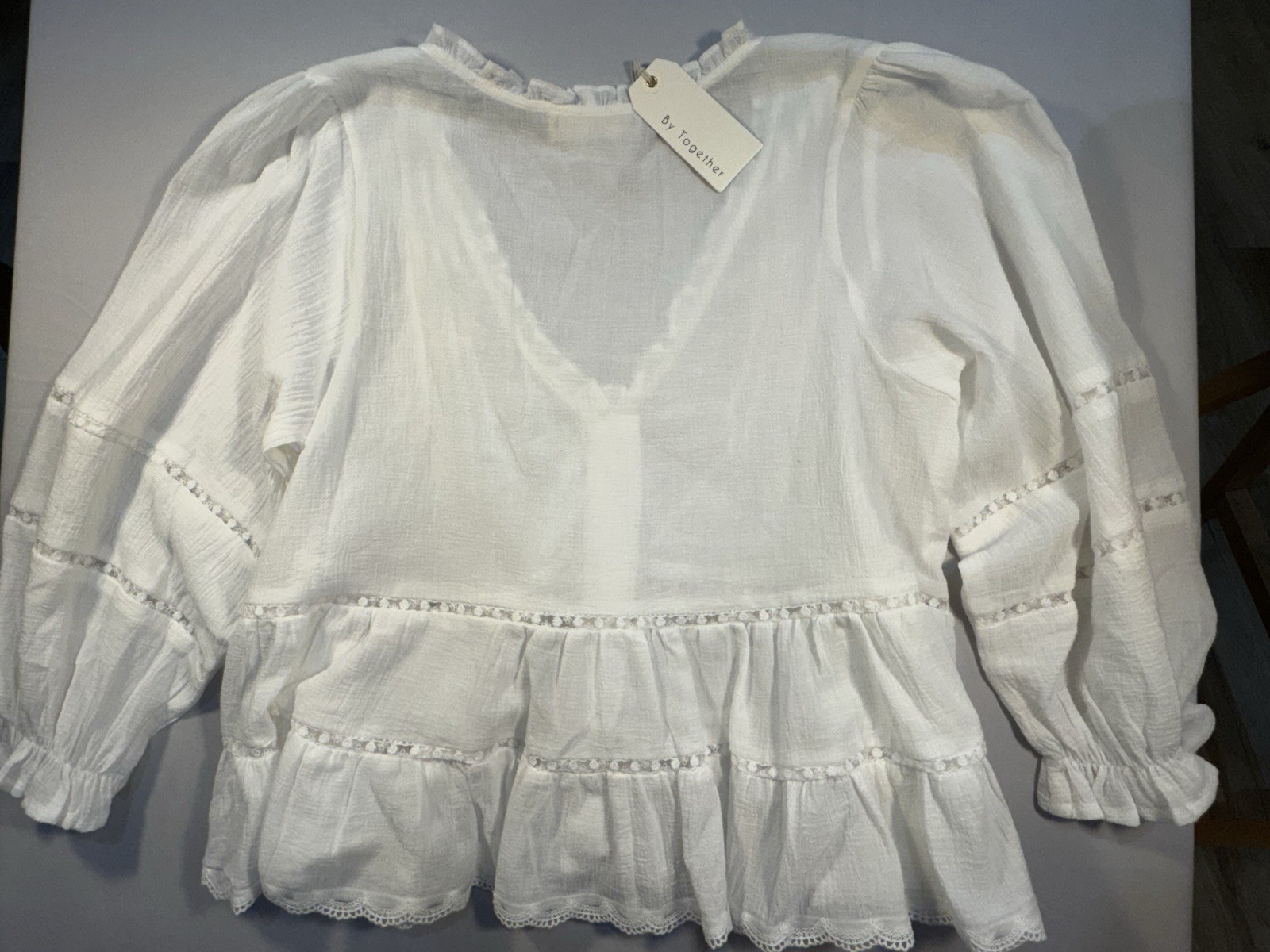 By Together Women’s White Solid V-Neck 3/4 Sleeve Peasant Ruffle Lace S
