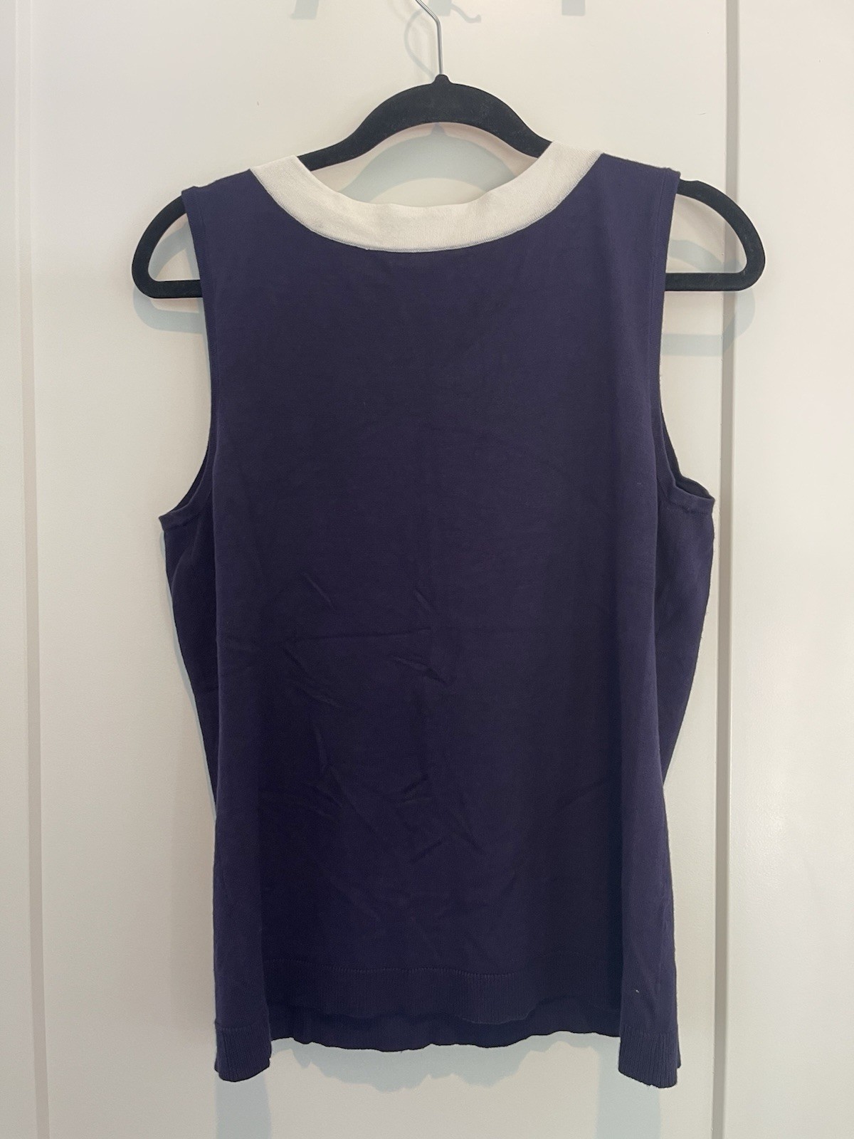 Judith Hart Woman Navy Blue Sleeveless Tank Top Pearl Accents Contrast Trim Med