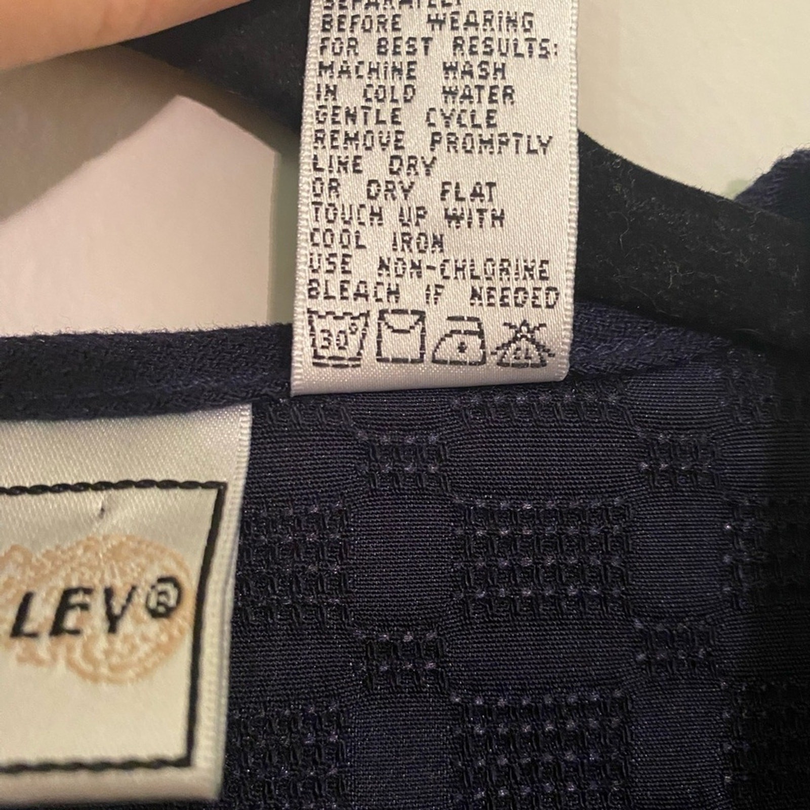 NWT Coastal Grandma Quilted Blue Vest Attached Embroidered Top MOP Buttons Med
