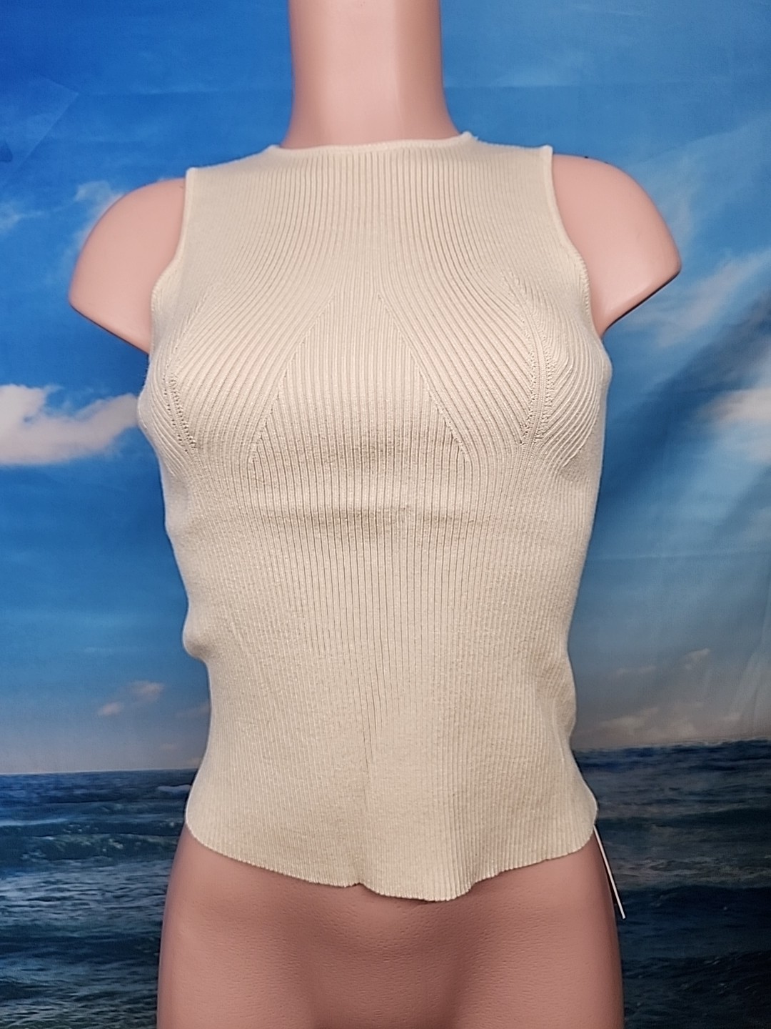 Nwt Commense Women’s Beige Tank Top Size Medium