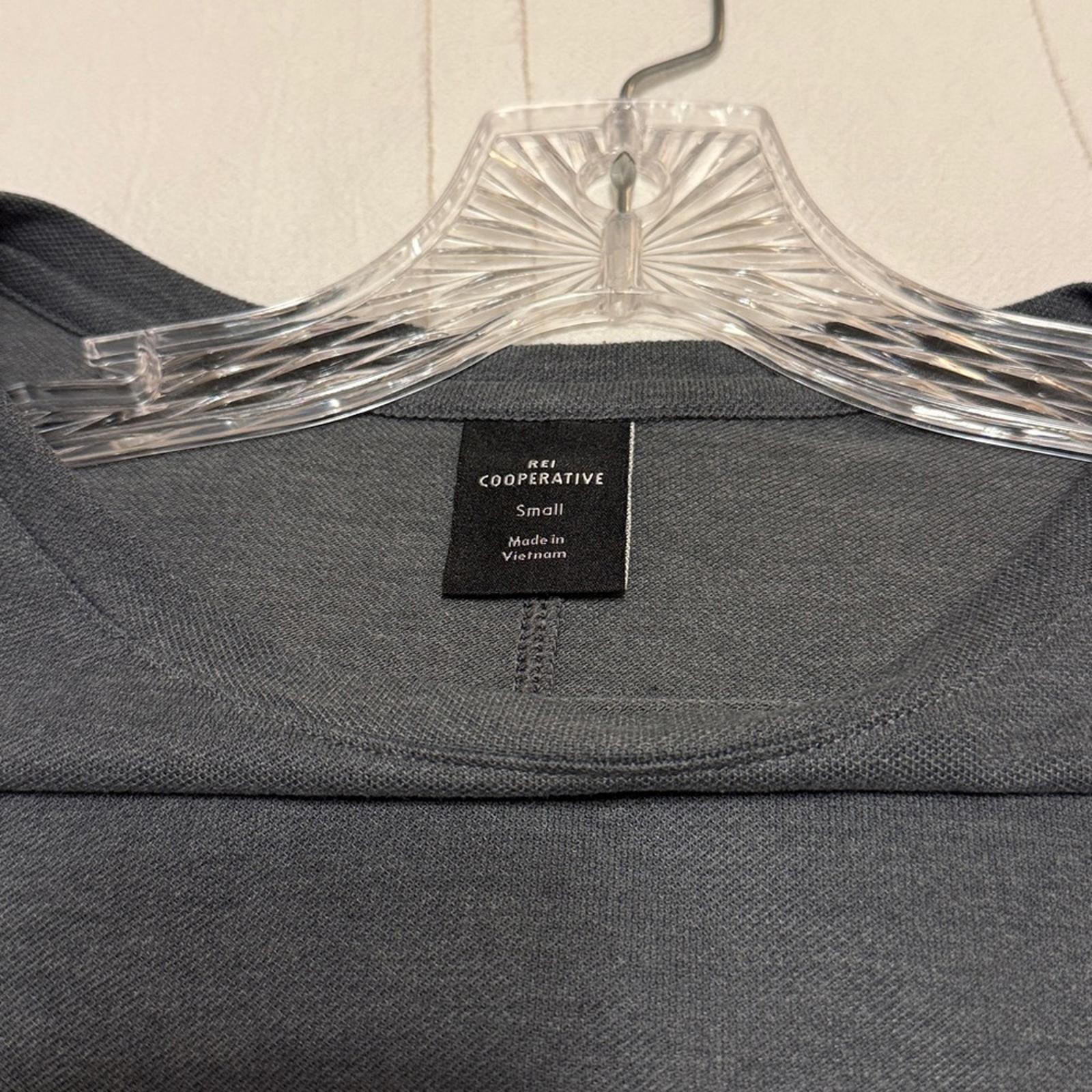 REI Cooperative Long Sleeve Crew Neck Top Charcoal Gray Women’s Small