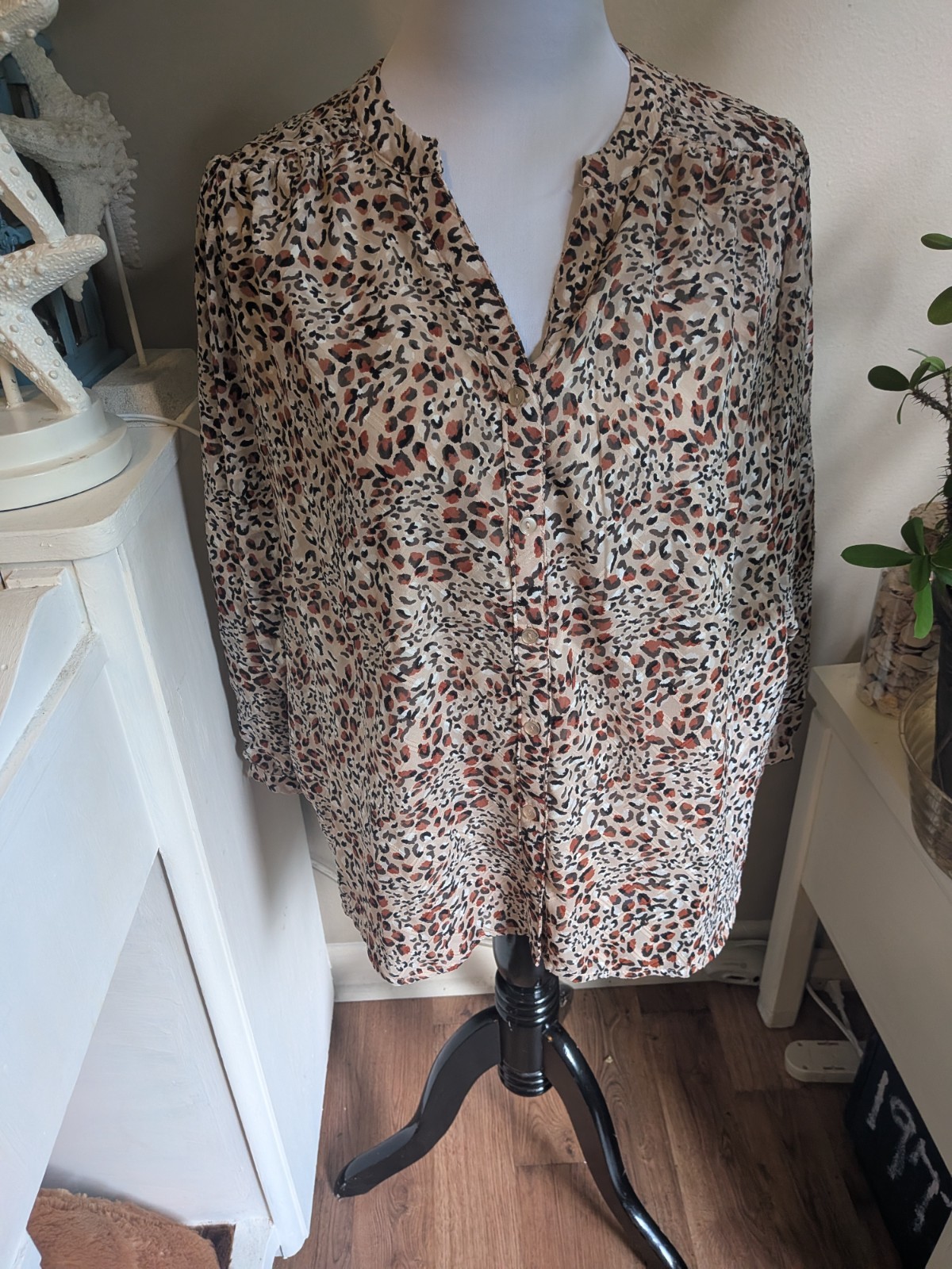 Zac & Rachel Sz. S Slight Wing 3/4 Sleeves Rlaxed Button Lined Blouse NEW