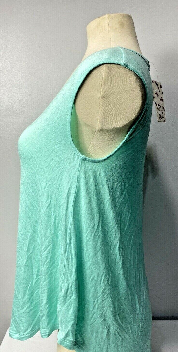 Hippie Rose Shirt Womens size Small Blue Sleeveless Stretch Sharkbite Top New