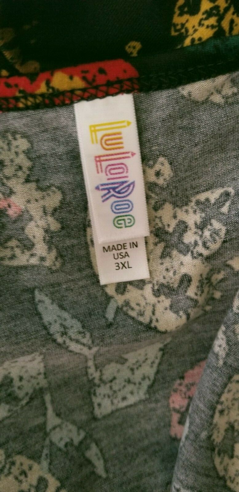 LULAROE Classic T 3X Black Background Red Mustard Green Brown Floral Print