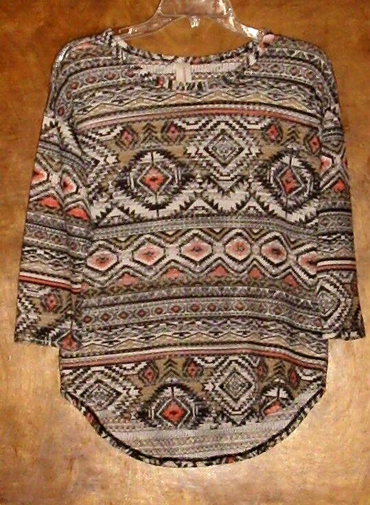 No Boundaries Ladies 3/4 Sleeve Top,Sz Jr. M (7-9) RN 97230, Poly/Cotton/Spandex