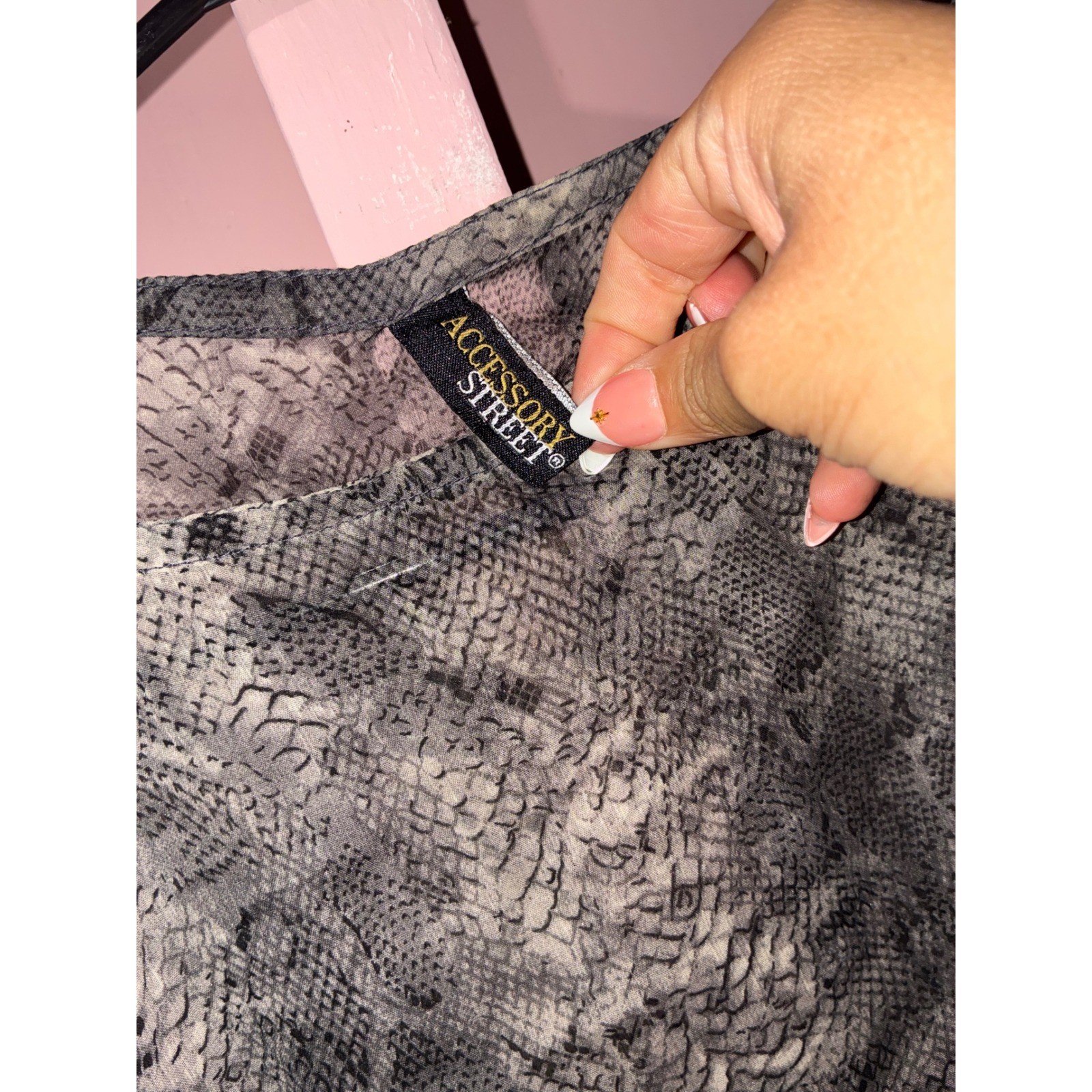 Accessory Street Womens Snakeskin Print Sheer Poncho Top Grey Black One Size
