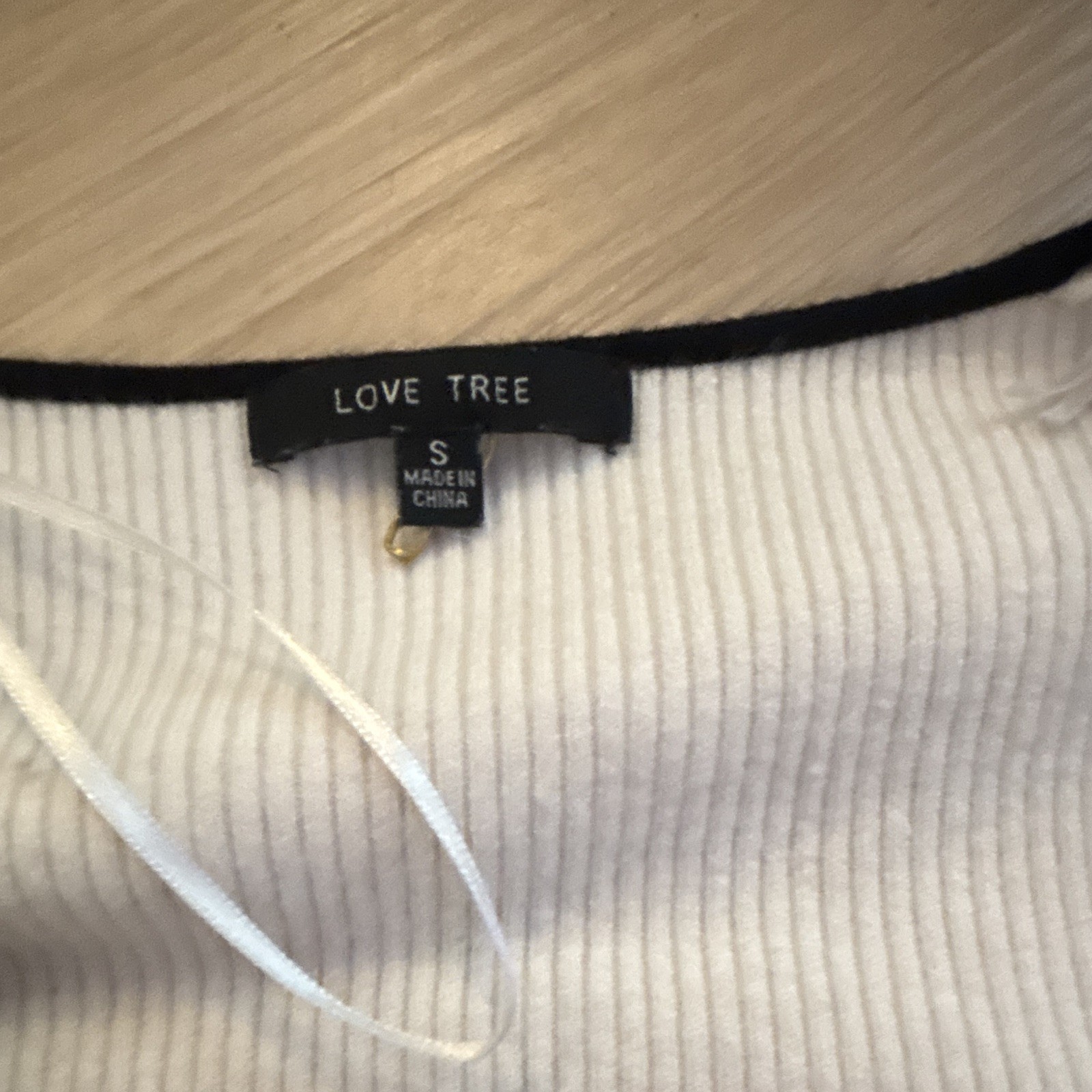 Love Tree White Rib Knit Black Trim Scoop Neck Tie Long Sleeve Top Size S
