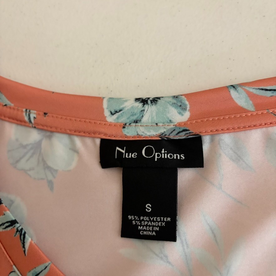 Nue Options Blouse Women’s Small Pink Floral Short Sleeve Round Neck Shirt Top