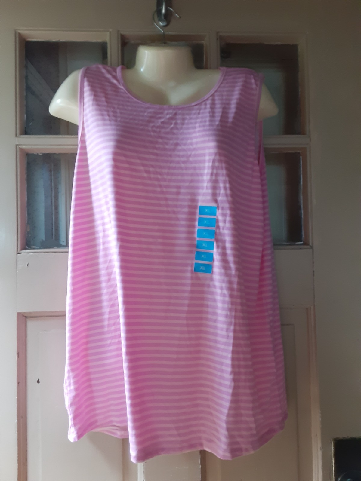 ZeroXposur Woman’s Everyday Tank Size XL NEW WITH TAGS
