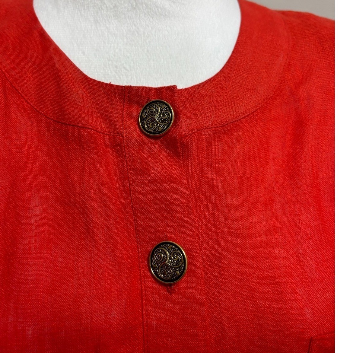 I. Magnin Blouse Red Linen Button Up Vintage Ornate Buttons Career Classic 12