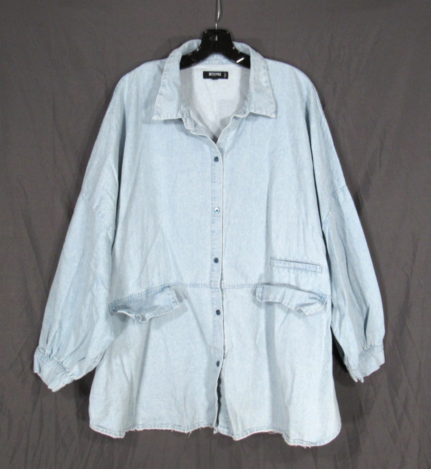 MISSGUIDED PLUS Blue Chambray FAUX POCKETS Button-Up OVERSIZED Denim SHIRT Sz 14