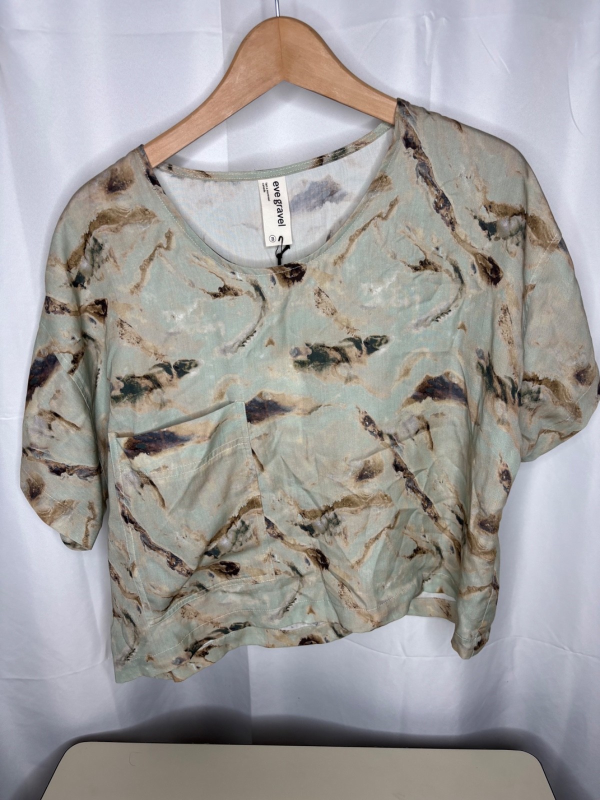 Eve Gravel Abstract Womens Cropped Top MEDIUM Galaxy Jade Boxy Blouse NEW