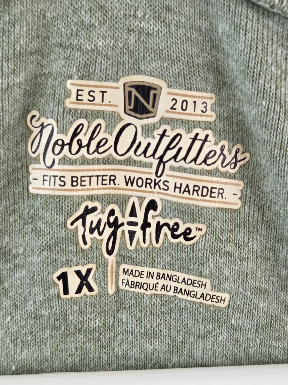 NOBLE OUTFITTERS Tee T Shirt Women’s 1X Long Green V-Neck Knit Stretch Tagless