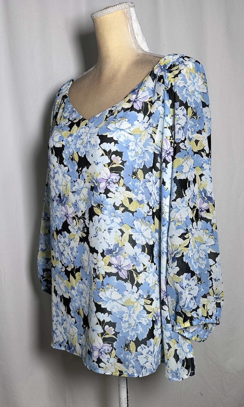 Vince Camuto Blouse Top Shirt 3X Women Balloon Sleeve Chiffon Blue Floral $89